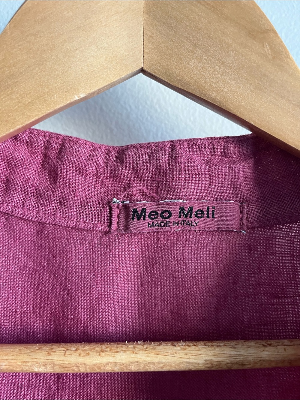 Meo Meli Tiered Split-Neck Linen Tunic Top Dusty Rose - Picture 2 of 4